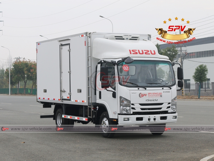 4 Tons Cold Room Truck ISUZU - Right Front Side View